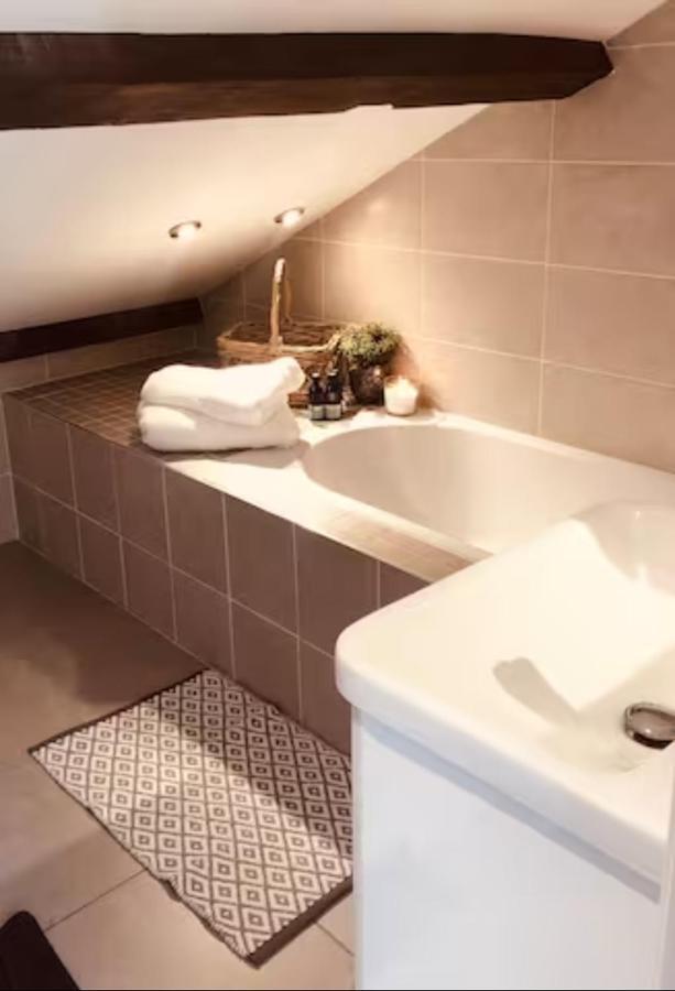 Pass The Keys Old Beams Luxury Style & Comfort In Town Centre Bakewell Exteriör bild