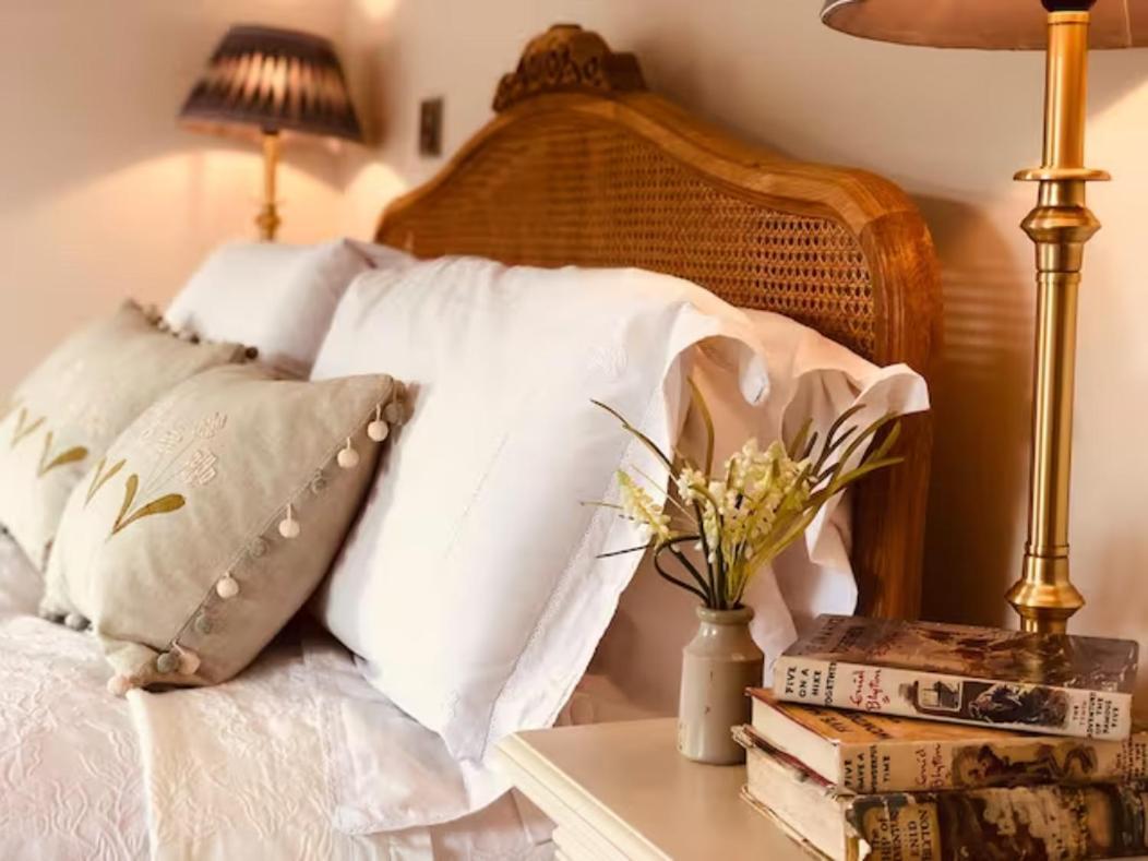 Pass The Keys Old Beams Luxury Style & Comfort In Town Centre Bakewell Exteriör bild